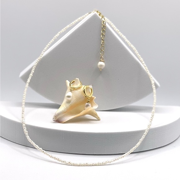 Dainty Freshwater Potato Pearl Necklace - Picture 4 of 10